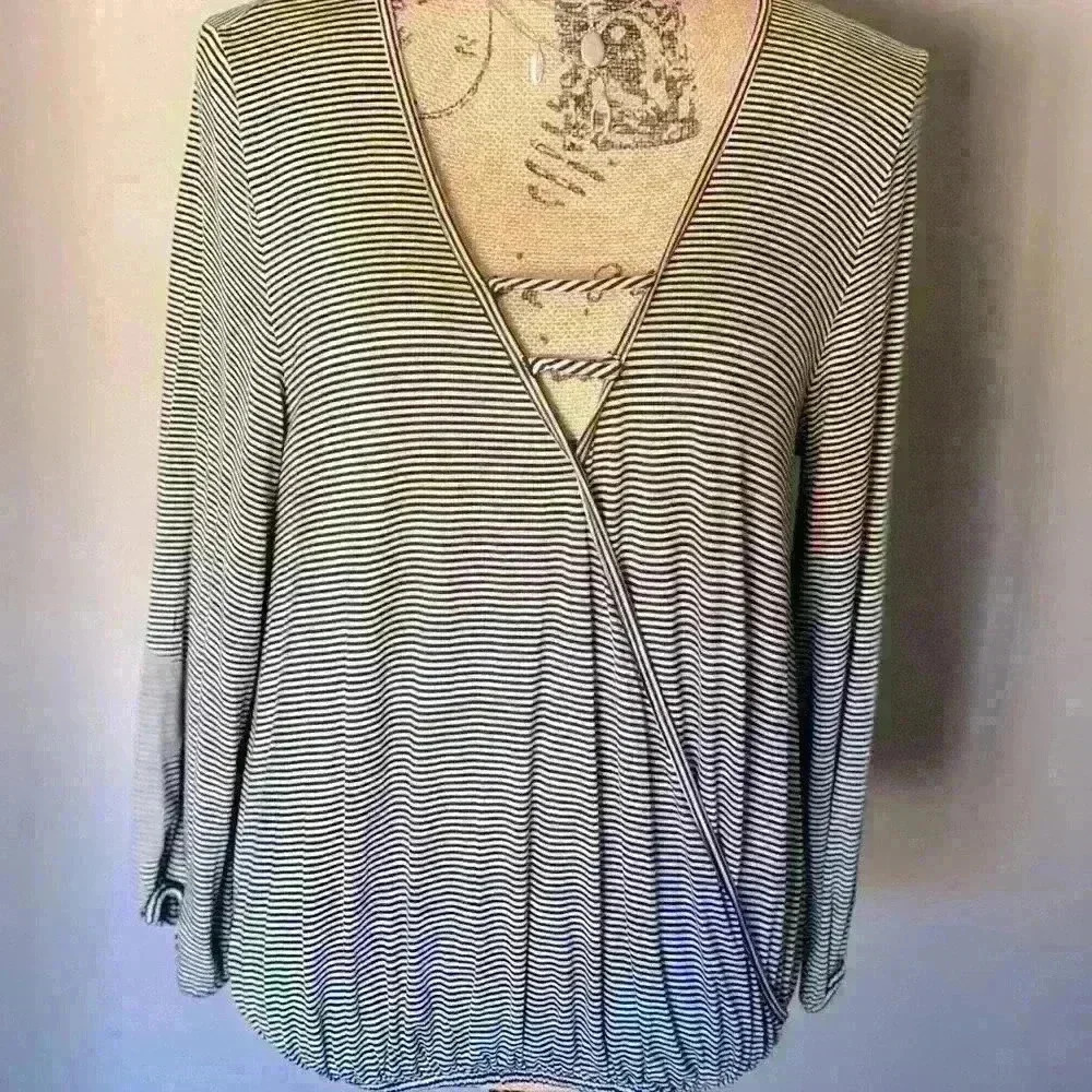 Women’s stripe top long sleeve